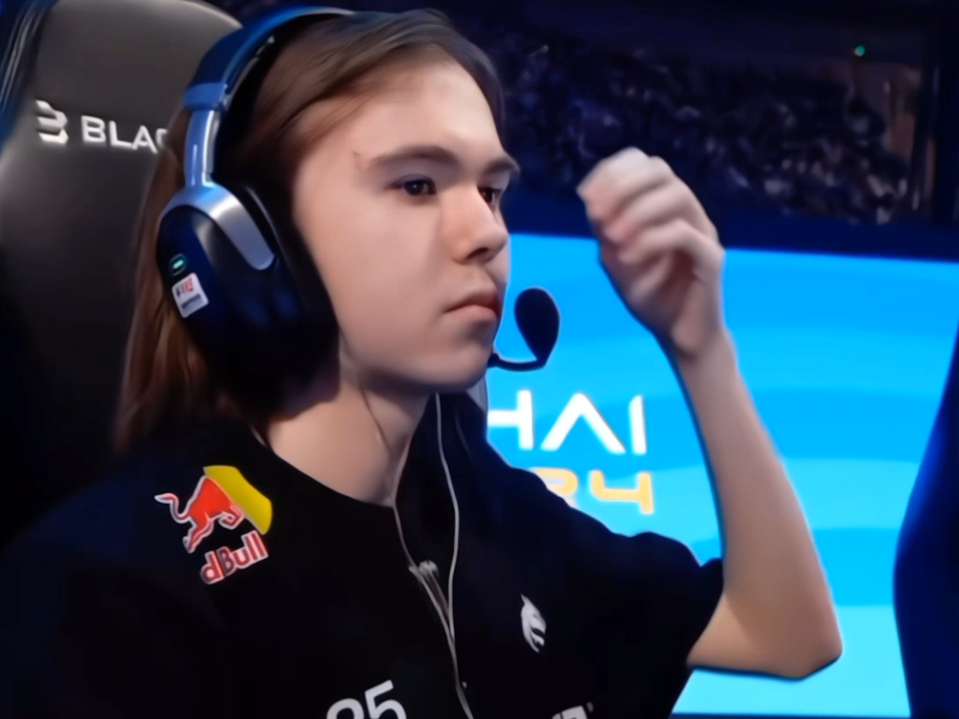 他的合同于 他的合同于