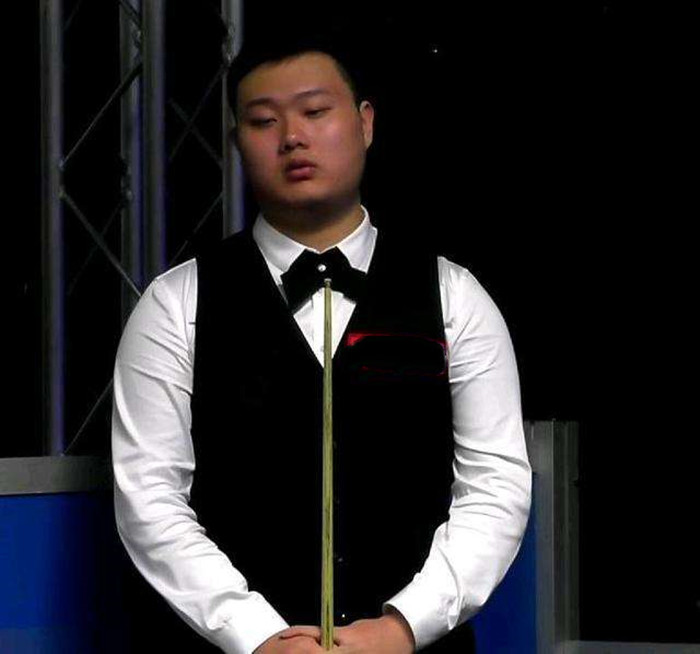 手收紧中路 手收紧中路