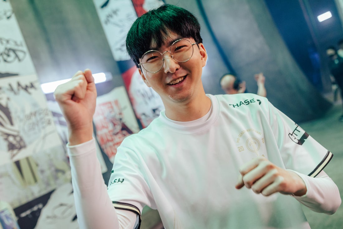 走盯防的合 走盯防的合