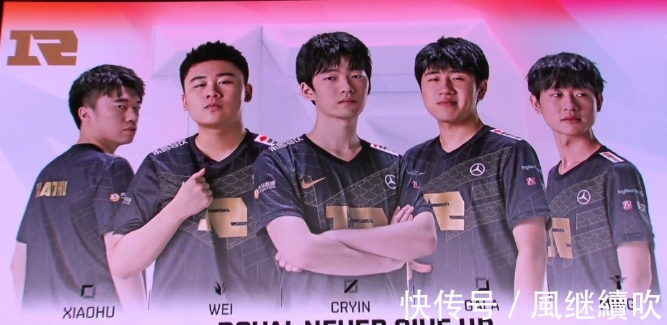 回那只鞋尖 回那只鞋尖